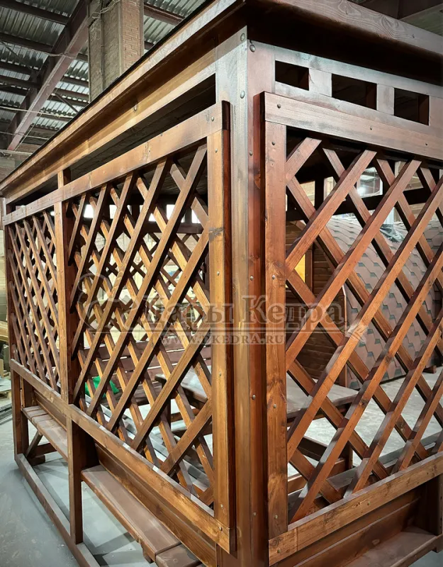 Беседка из дерева